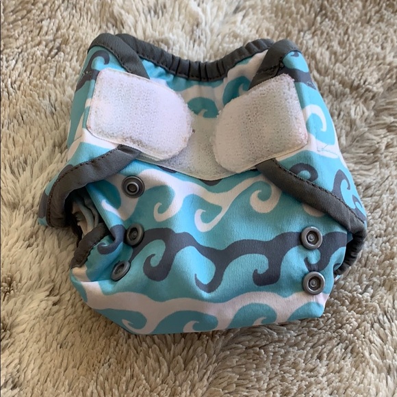 Thirsties Other - Thirsties cloth diaper cover, size 1, 6-18lbs